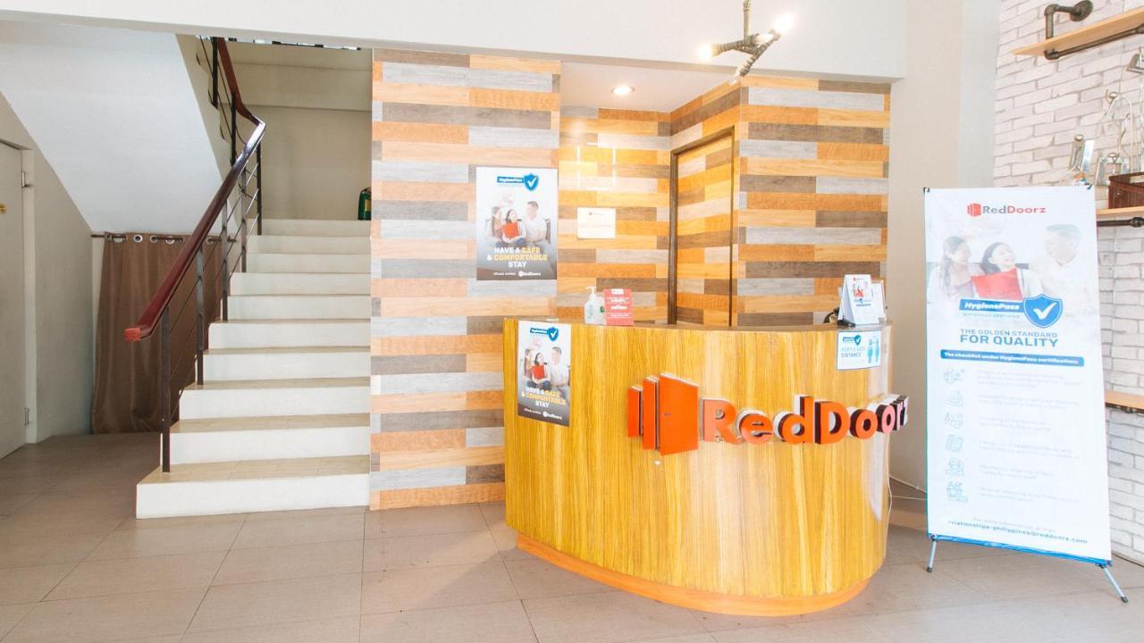 Reddoorz Plus Near Osmena Highway 2 Manila Exterior photo