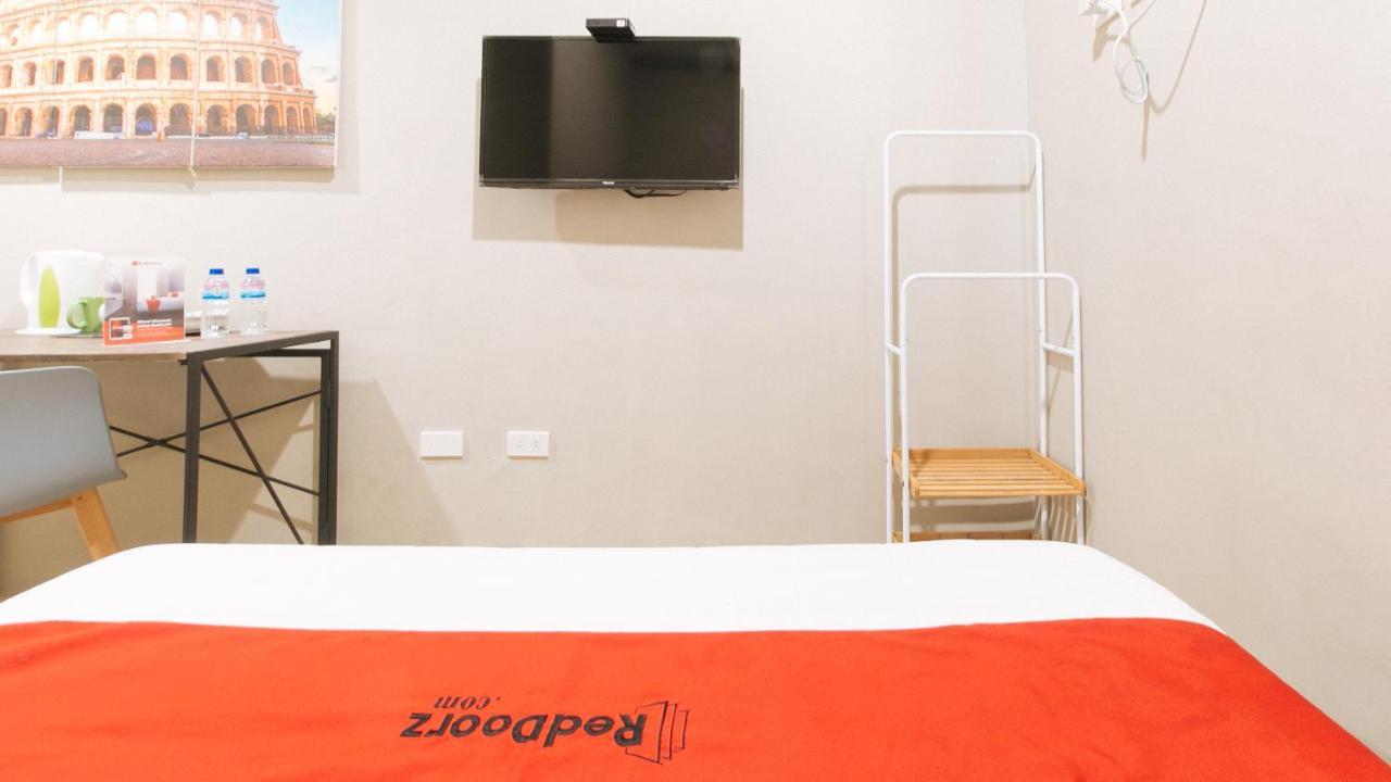Reddoorz Plus Near Osmena Highway 2 Manila Exterior photo