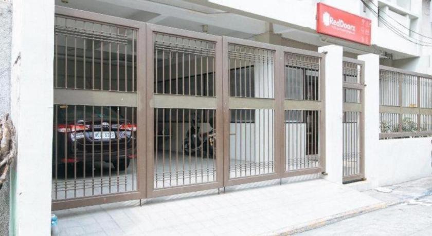 Reddoorz Plus Near Osmena Highway 2 Manila Exterior photo