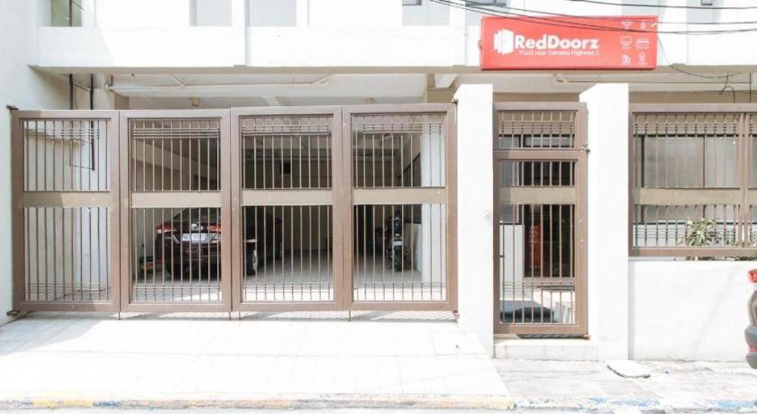 Reddoorz Plus Near Osmena Highway 2 Manila Exterior photo