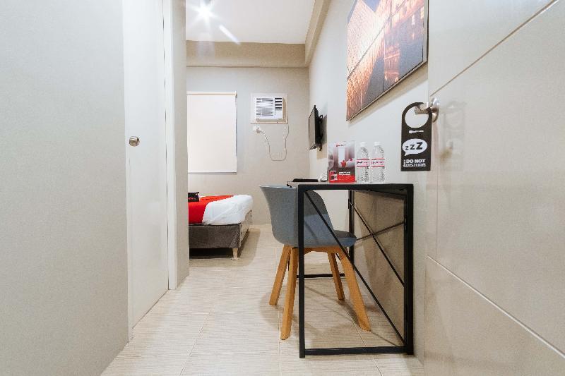 Reddoorz Plus Near Osmena Highway 2 Manila Exterior photo