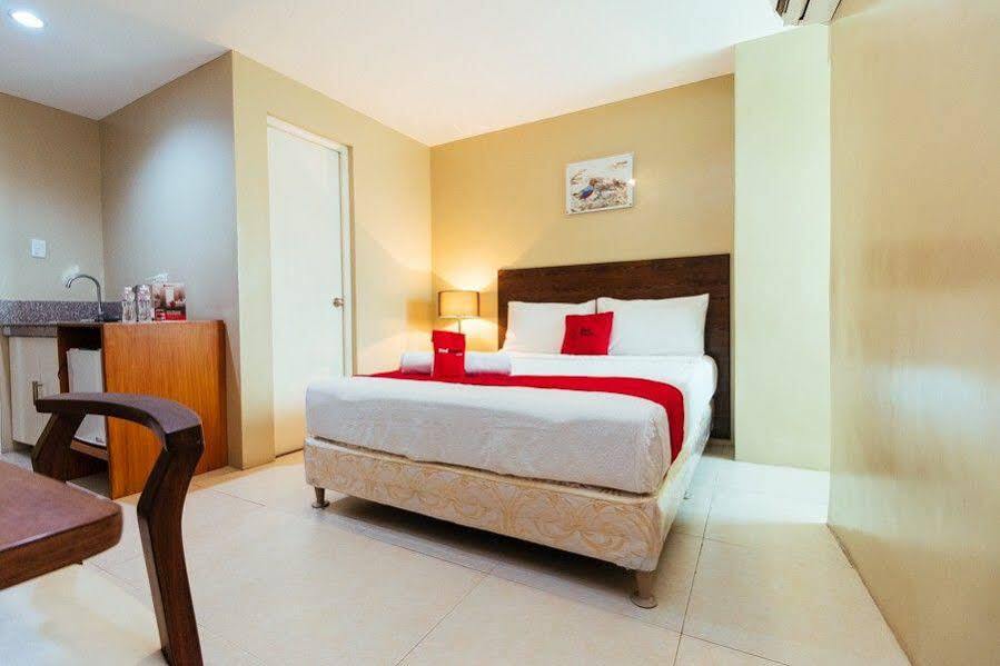 Reddoorz Plus Near Osmena Highway 2 Manila Exterior photo